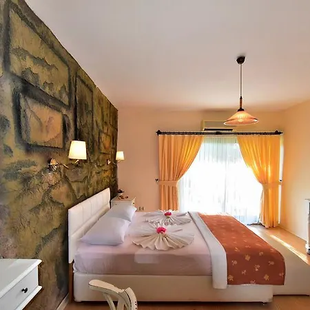 Otel Yalim Göltürkbükü