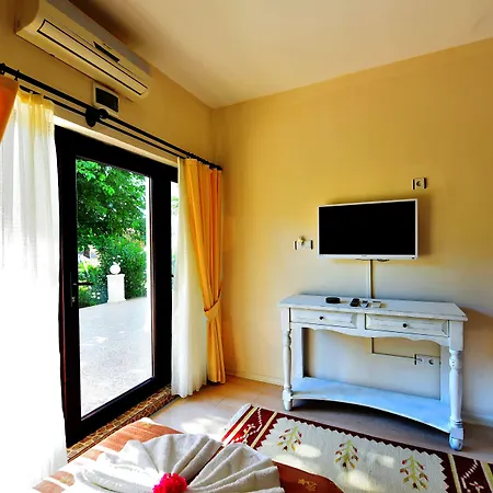 Yalim Hotel Golturkbuku
